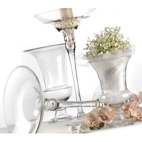 Vaso in vetro trasparente largo con base