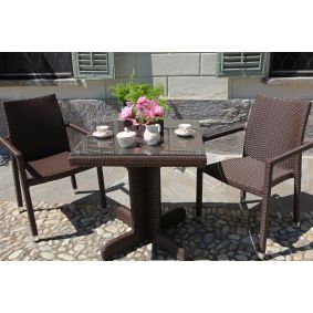 Tavolo marrone da esterno in polyrattan