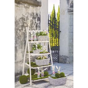 Scaffale in legno sbiancato con ripiani