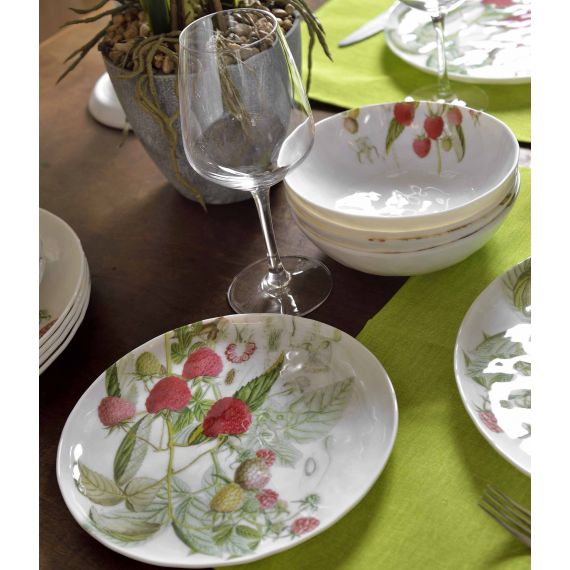 Set 18 piatti in melamina fantasia fragole
