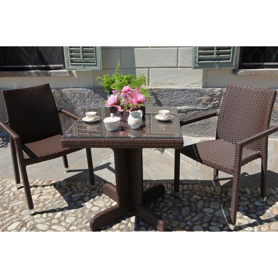 Tavolo marrone da esterno in polyrattan