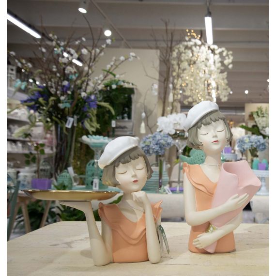 Vaso ragazza con vassoio in poliresina